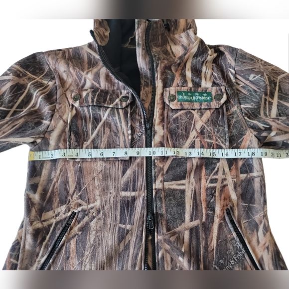 Camouflage Hunting & Fishing Women's 12 Cyclone Technology Hooded Lined Jacket - Picture 7 of 11